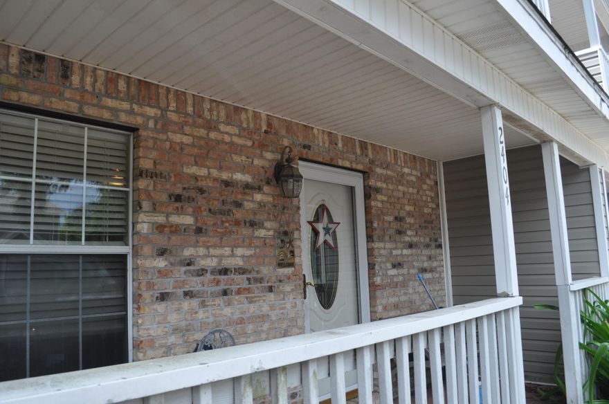 Exceptional townhome located in Fort Walton Beach. The interior offers a large kitchen with dining area and breakfast bar overlooking the living room. The laundry room and half bath are downstairs and there is screened porch. Upstairs you'll find two bedrooms and a full bathroom. The master has a walk in closet and both bedrooms have exterior balconies. The exterior offers a fenced in backyard and a covered front porch. This townhouse is within close proximity to surrounding area schools, shopping, dining,  Eglin Air Force Base and Hurlburt Field. Call today to make 2404 Suwanee Lane your residence or investment property today!