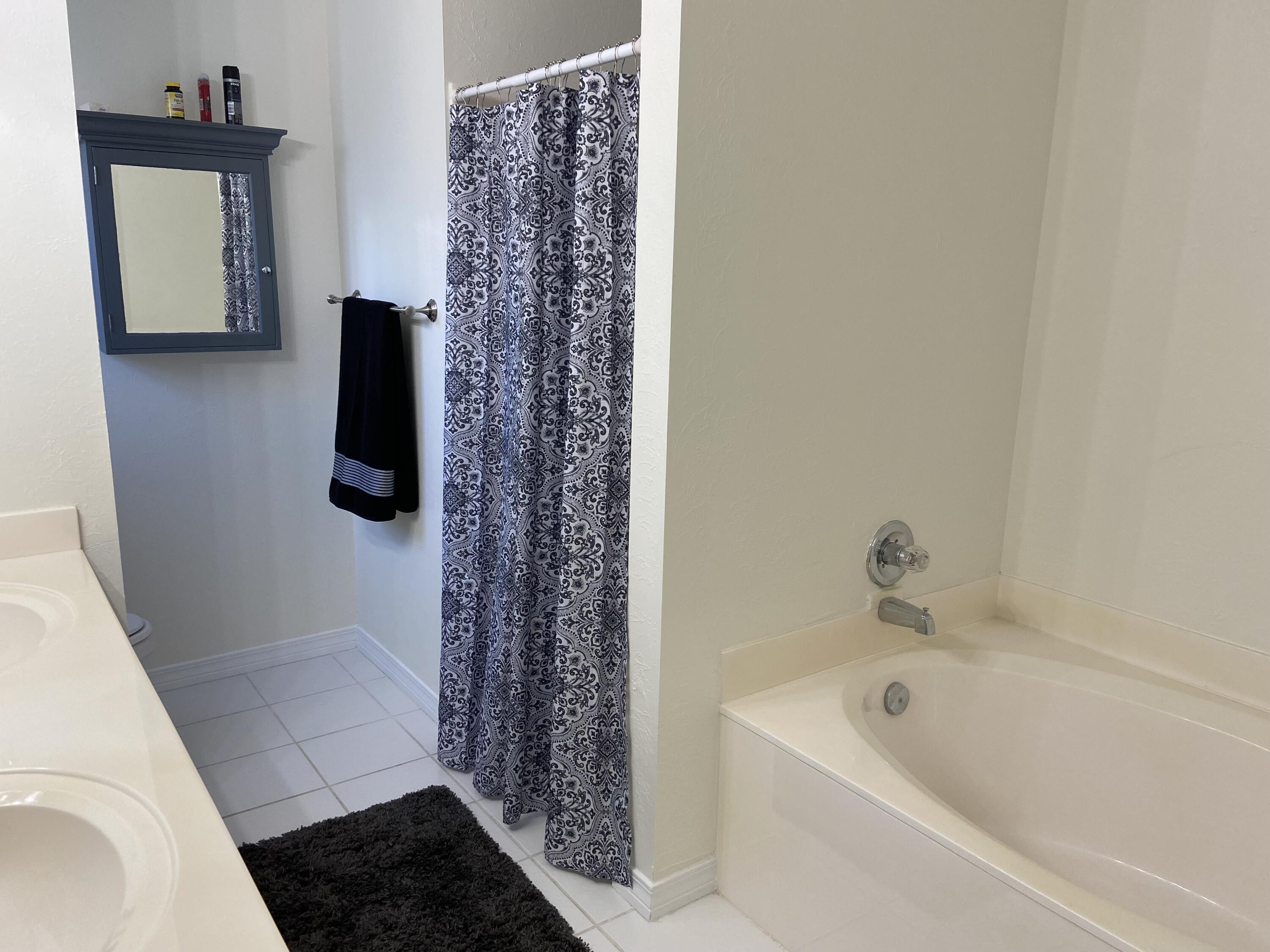 BAYSIDE - Residential