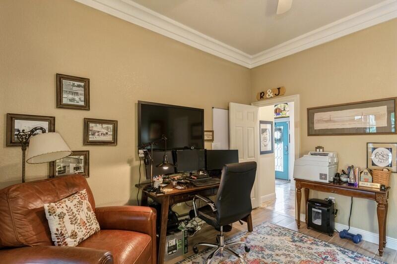 PELICAN BAY S/D - Residential