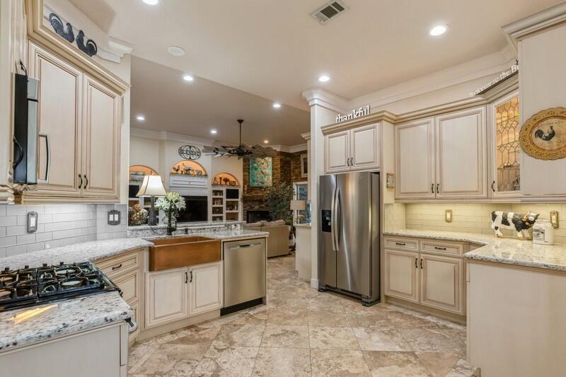 PELICAN BAY S/D - Residential