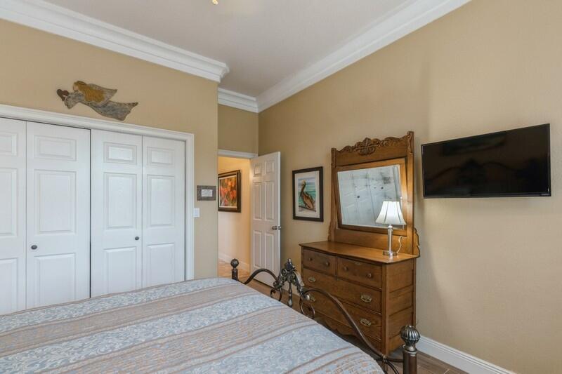 PELICAN BAY S/D - Residential