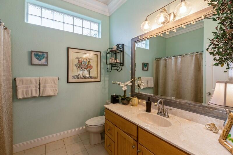 PELICAN BAY S/D - Residential