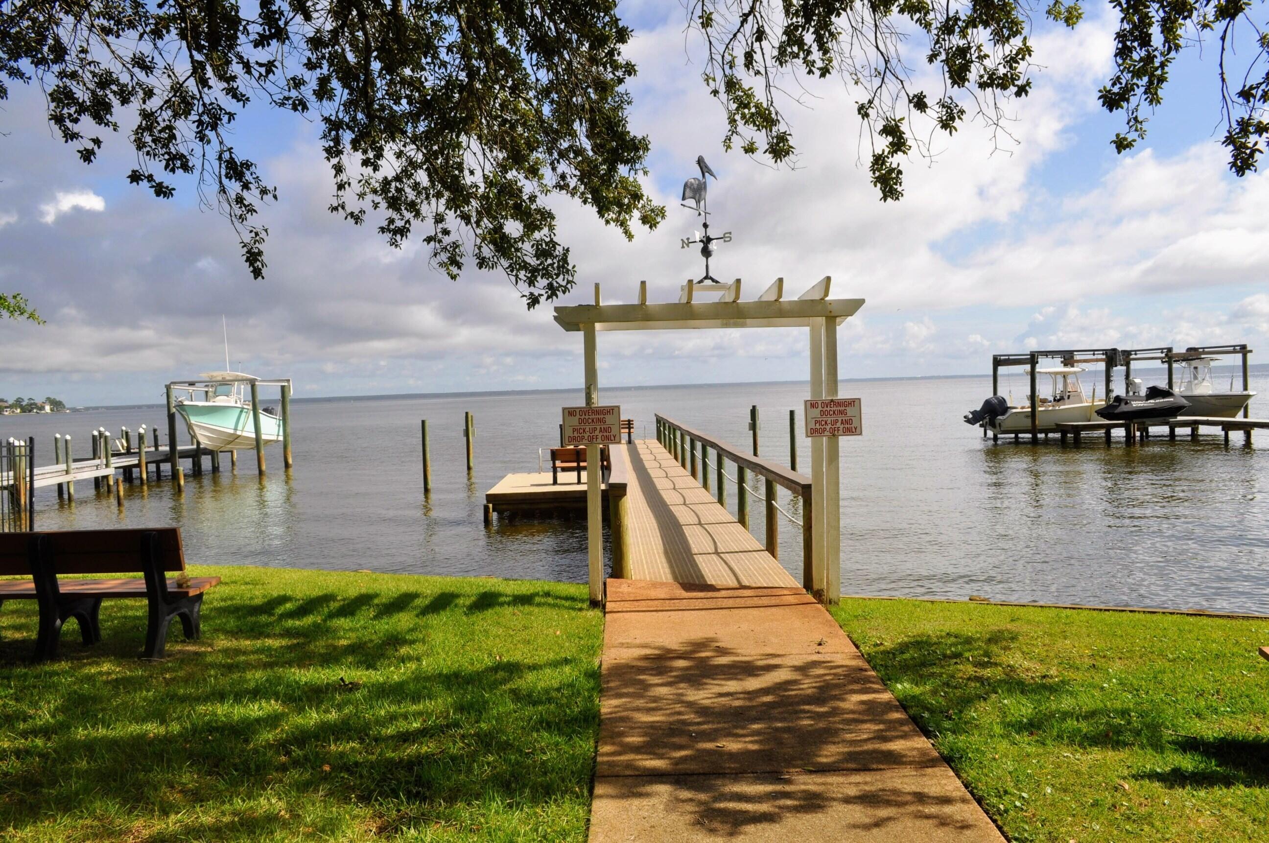 PELICAN BAY S/D - Residential