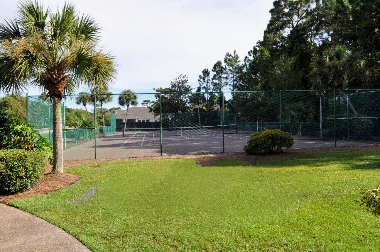 PELICAN BAY S/D - Residential