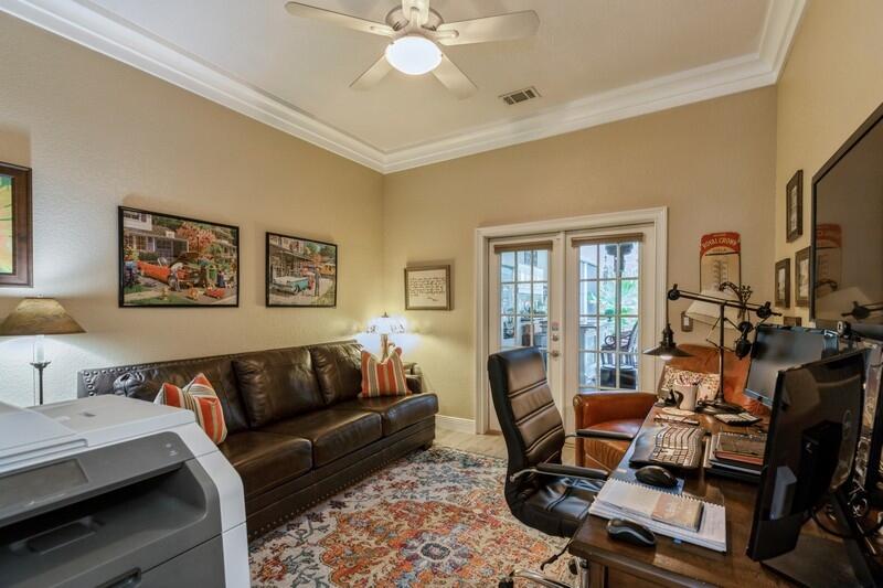 PELICAN BAY S/D - Residential