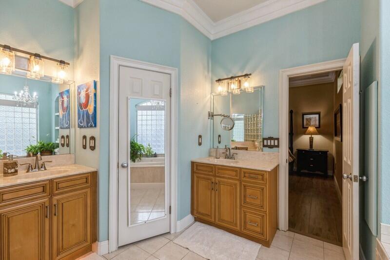 PELICAN BAY S/D - Residential