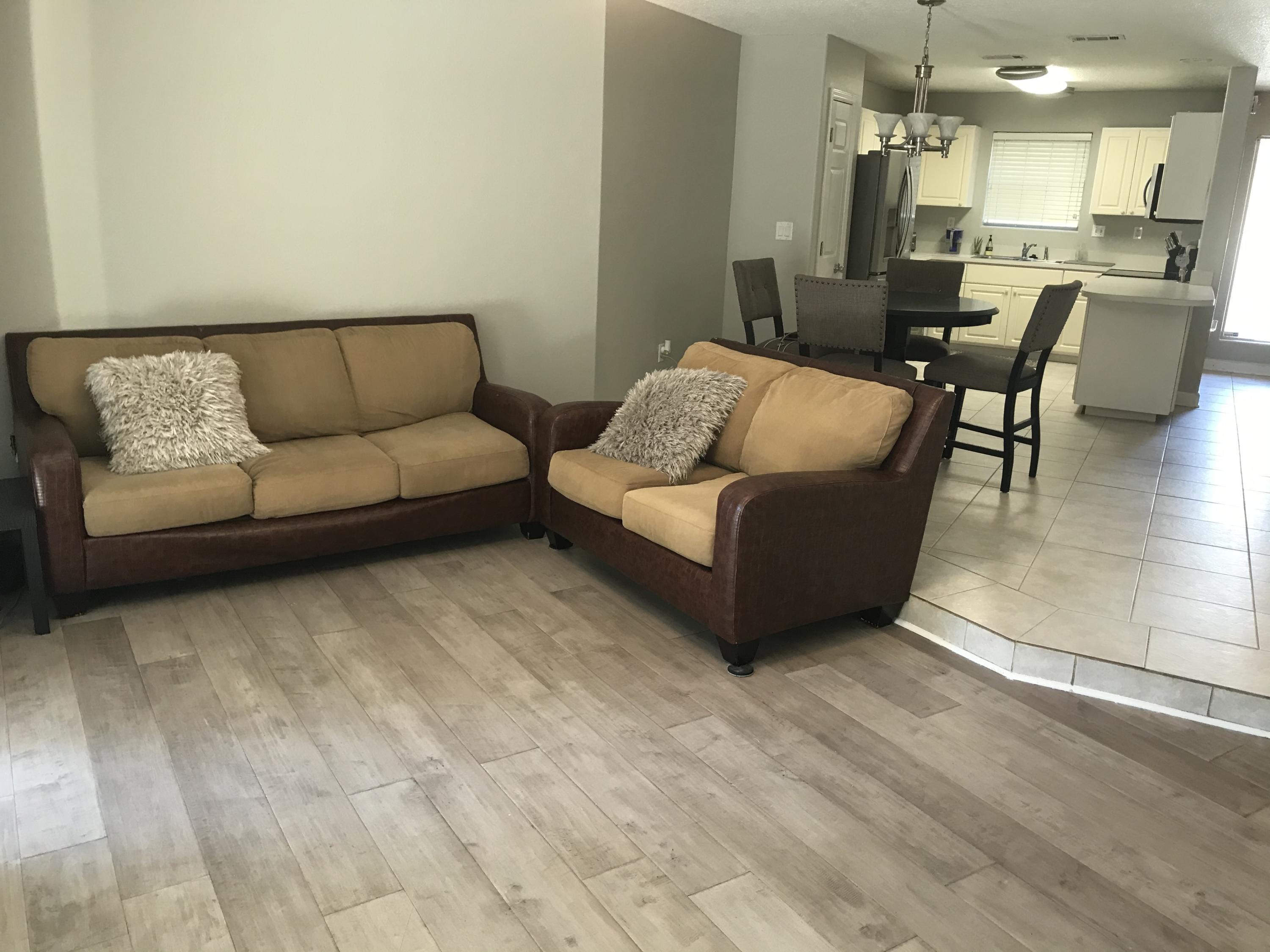 PELICAN PLACE T/H EAST - Residential