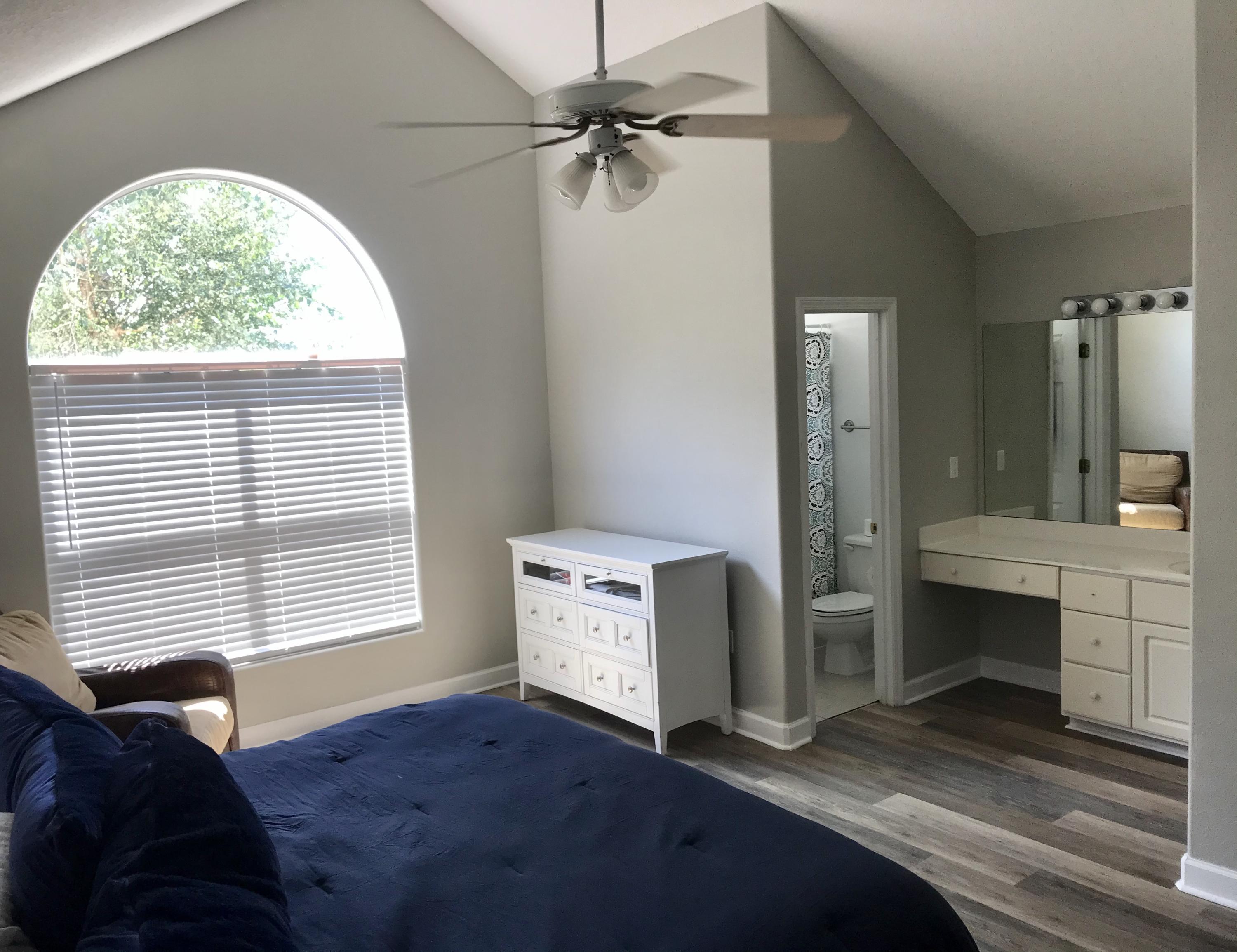 PELICAN PLACE T/H EAST - Residential