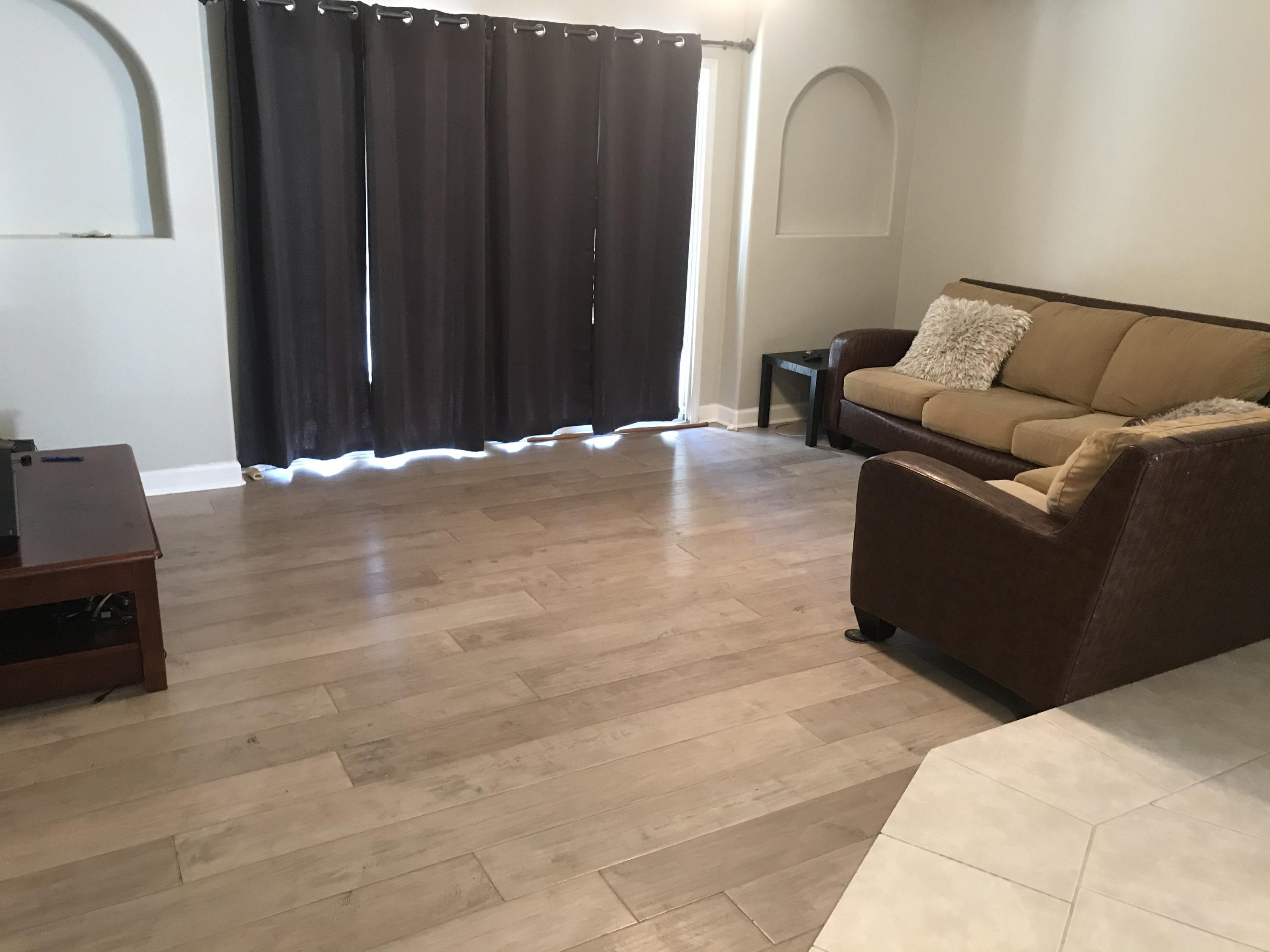 PELICAN PLACE T/H EAST - Residential