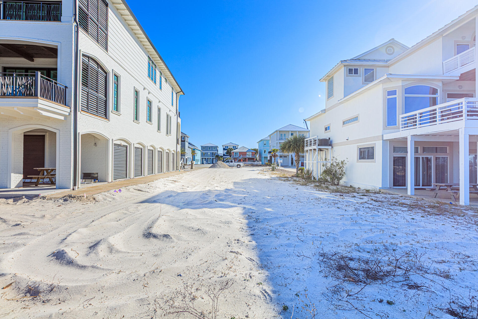 GRAND NAVARRE - Land