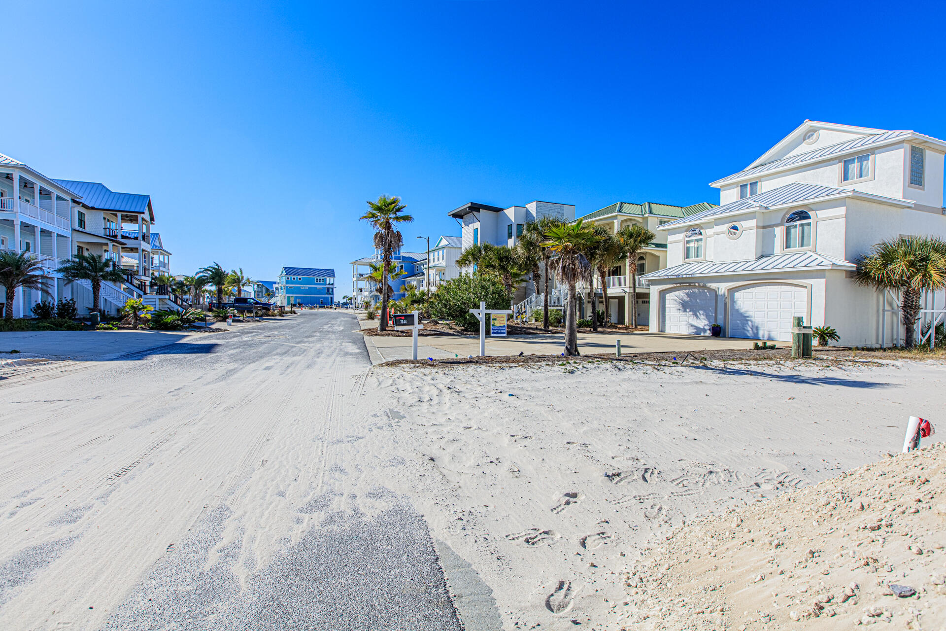 GRAND NAVARRE - Land