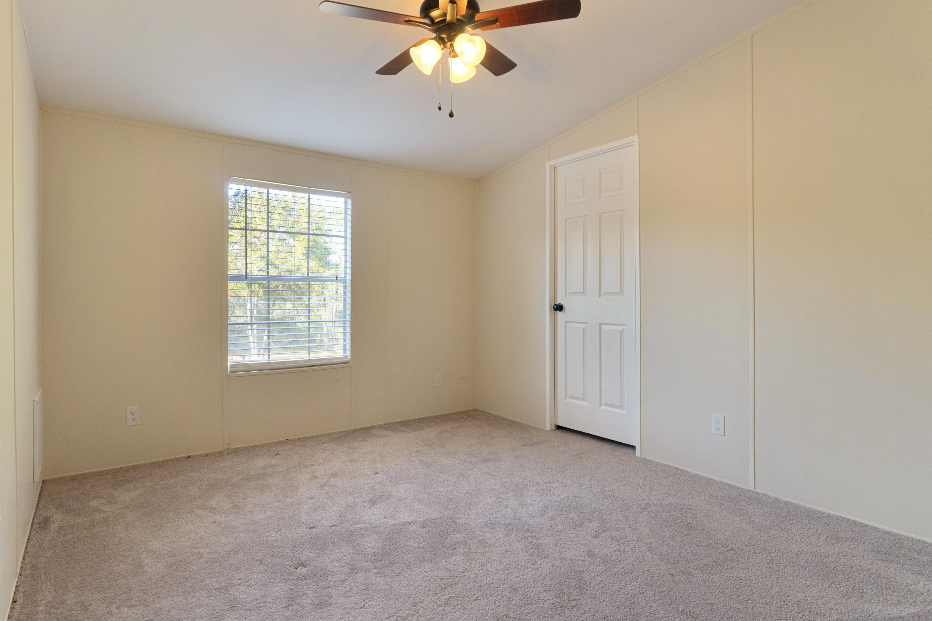 HARVESTERS - Residential