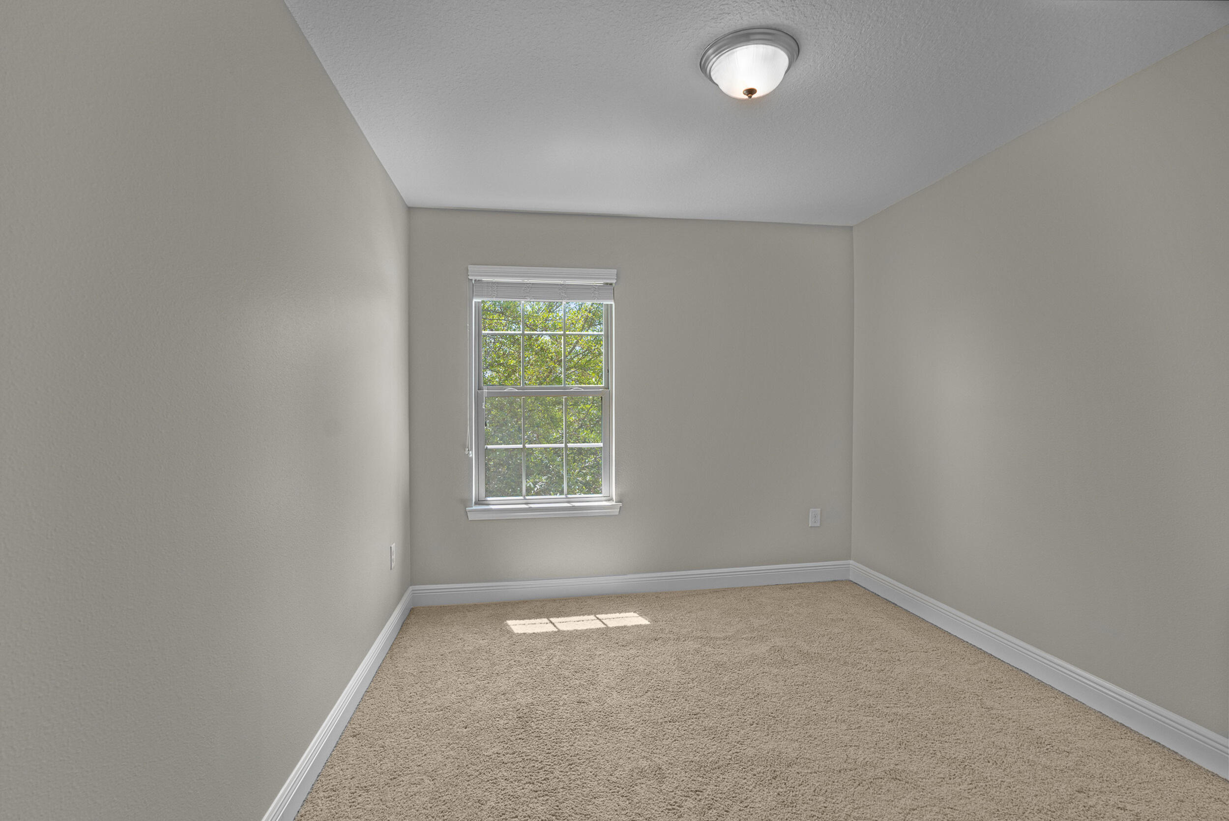 RESERVE POINTE - Residential