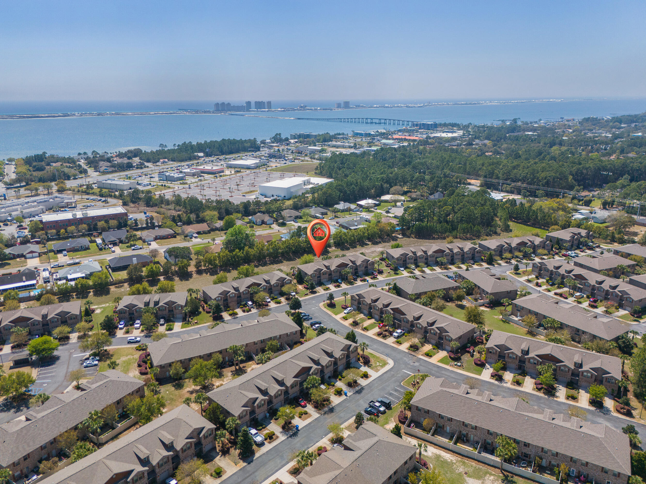 RESERVE POINTE - Residential