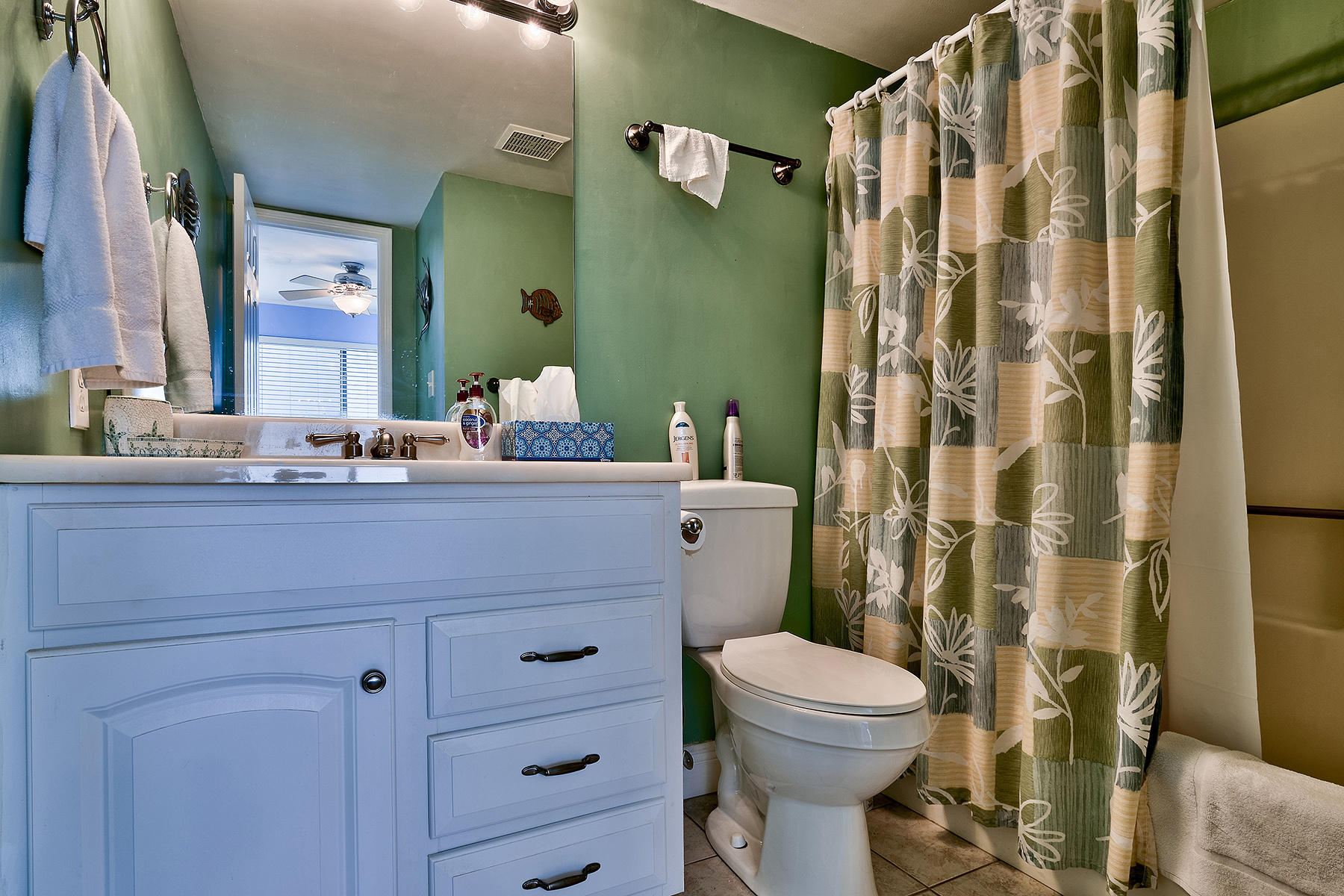 BEACHSIDE CONDO AT SEAGROVE - Residential