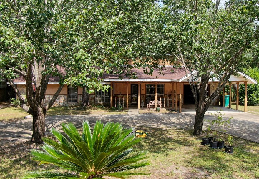 Wonderful property with endless potential! Could be your dream home with just a few upgrades. Easy renovation loans available. This home sits on a spacious 1.25 acre lot with enough room to add an in-ground pool or build out. Centrally located directly behind Sam's Club in Fort Walton Beach this home features a large circular driveway with a Rare Two Door Drive-Through Tandem Garage. Updates include: New roof 3 years old, original water heater replaced with an indoor natural gas tank-less water heater, and a new Bosh dishwasher was installed 6 months ago. Information contained within this listing such as square footage, is deemed to be accurate but is not guaranteed, Buyer to verify. Buyer to verify with Okaloosa County of lot's current zoning and plat for build able use