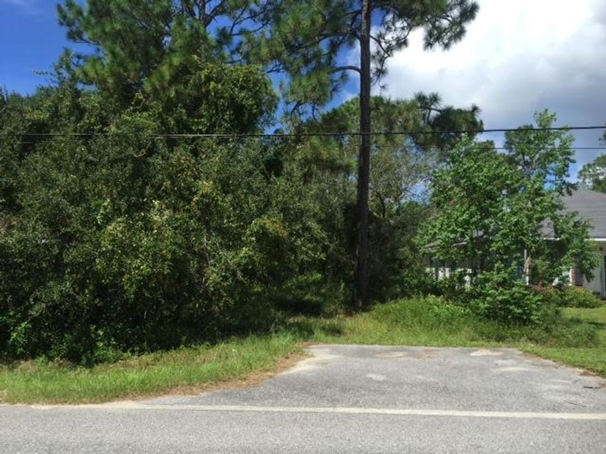 Build your own home on this lot conveniently located within minutes of the Mid Bay Bridge and Bluewater Bay.