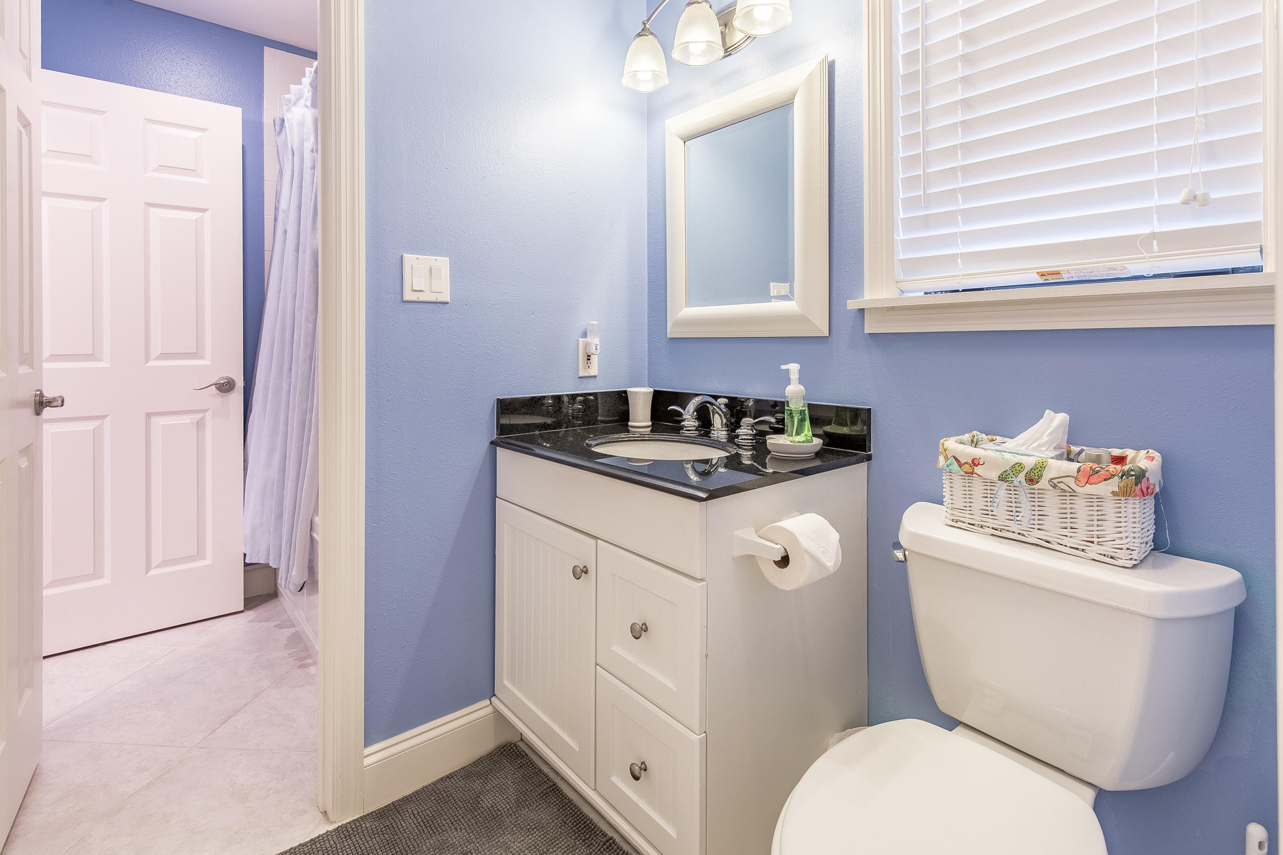 BEACHWOOD VILLAS CONDO PH 2 - Residential