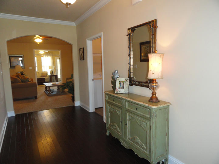 AUTUMN WOODS - Residential