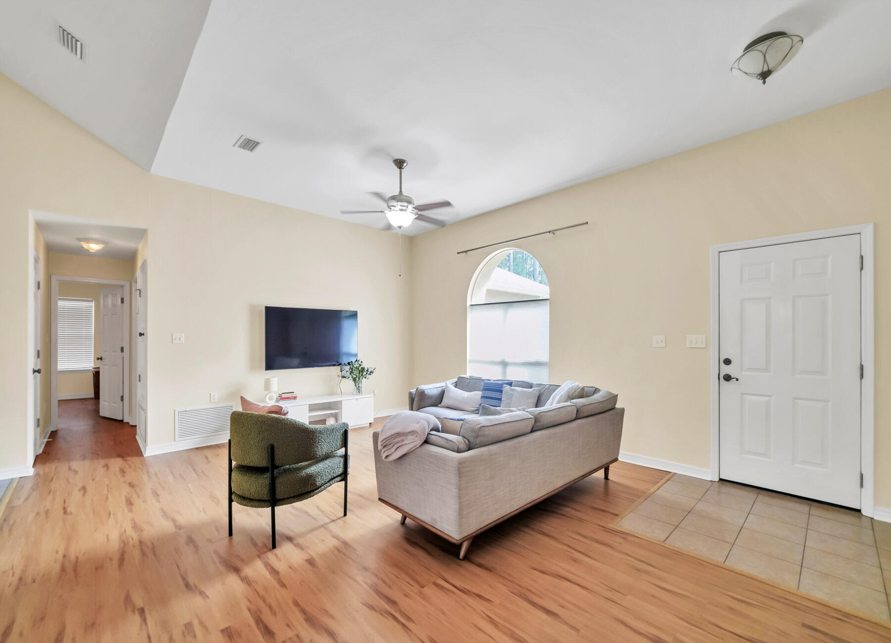 HOLLEY BY THE SEA - Residential