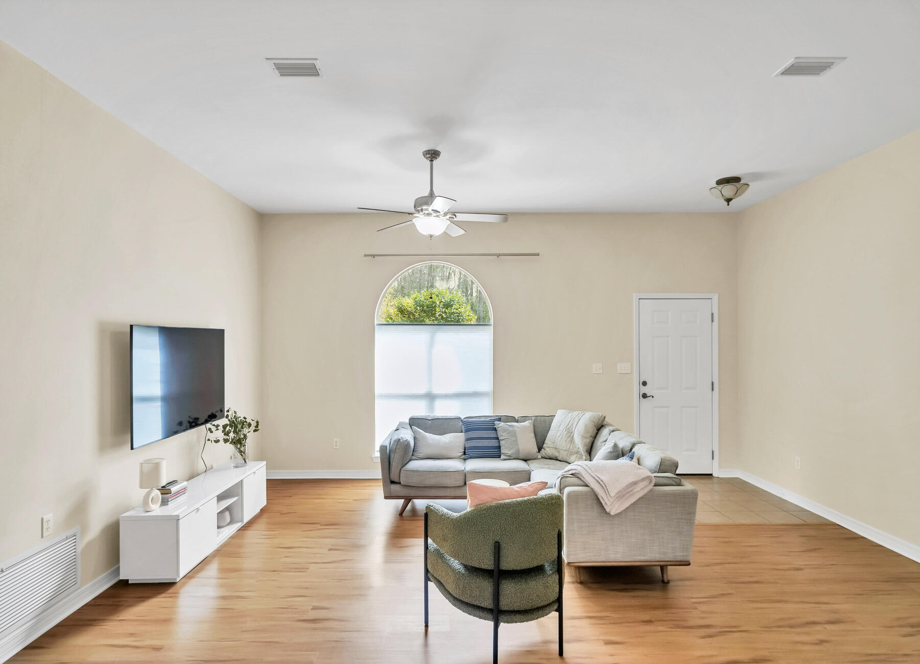 HOLLEY BY THE SEA - Residential