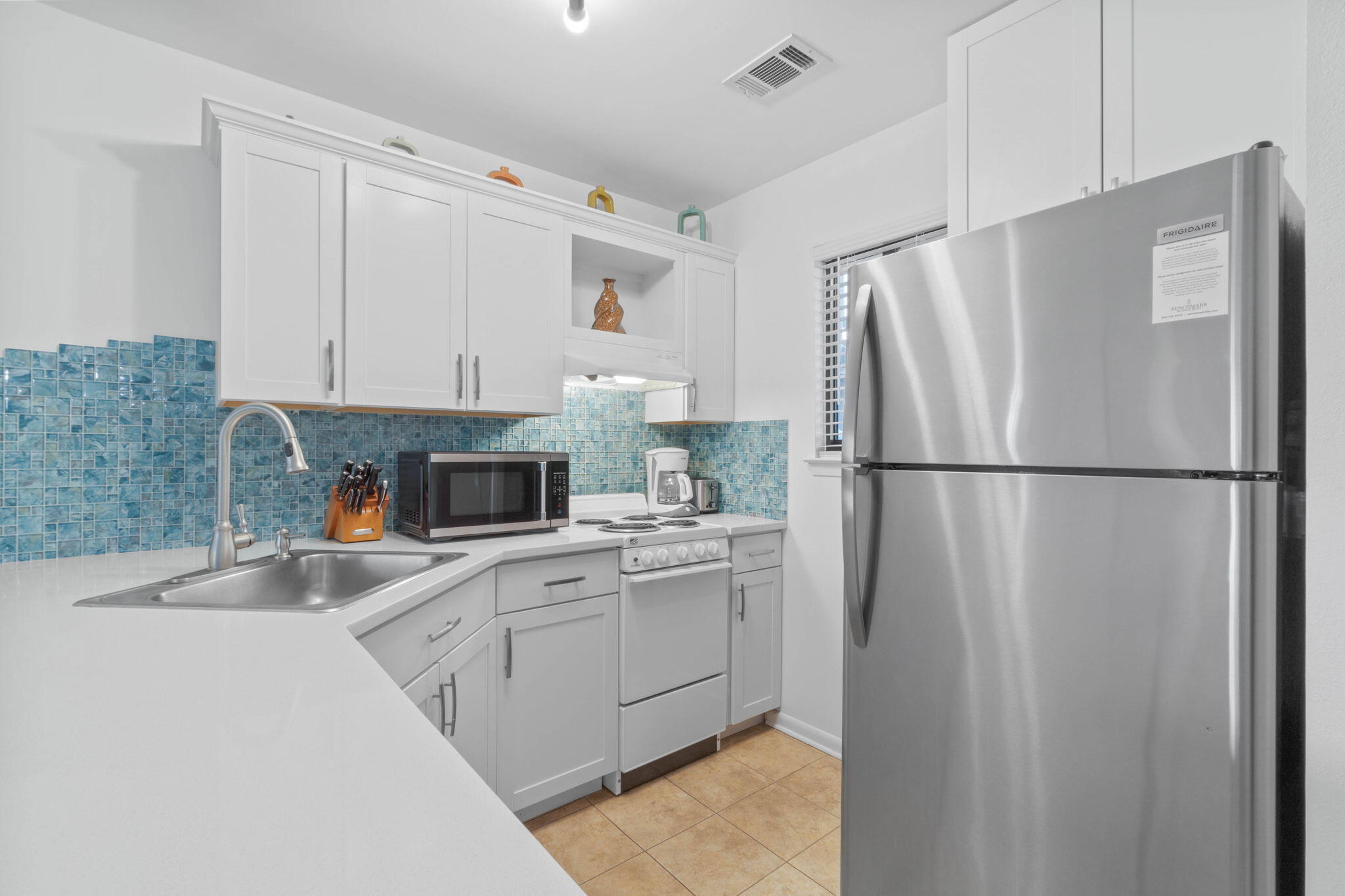 HIDDEN BEACH VILLAS CONDO - Residential