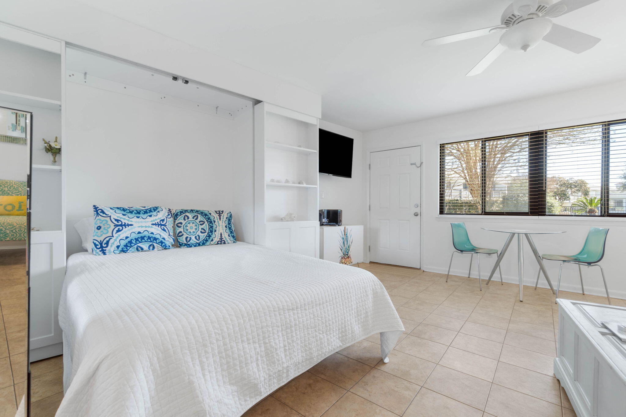 HIDDEN BEACH VILLAS CONDO - Residential