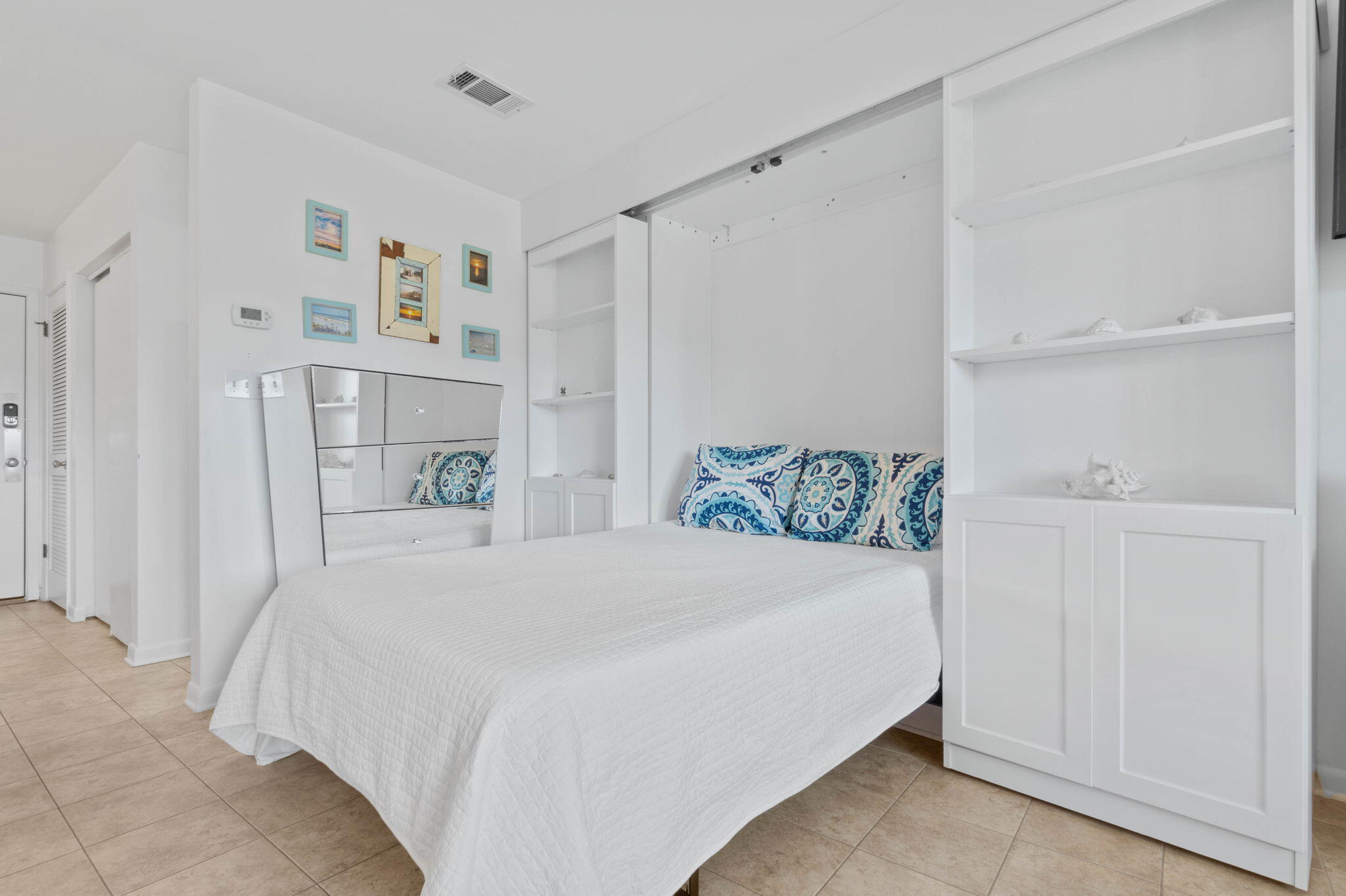 HIDDEN BEACH VILLAS CONDO - Residential