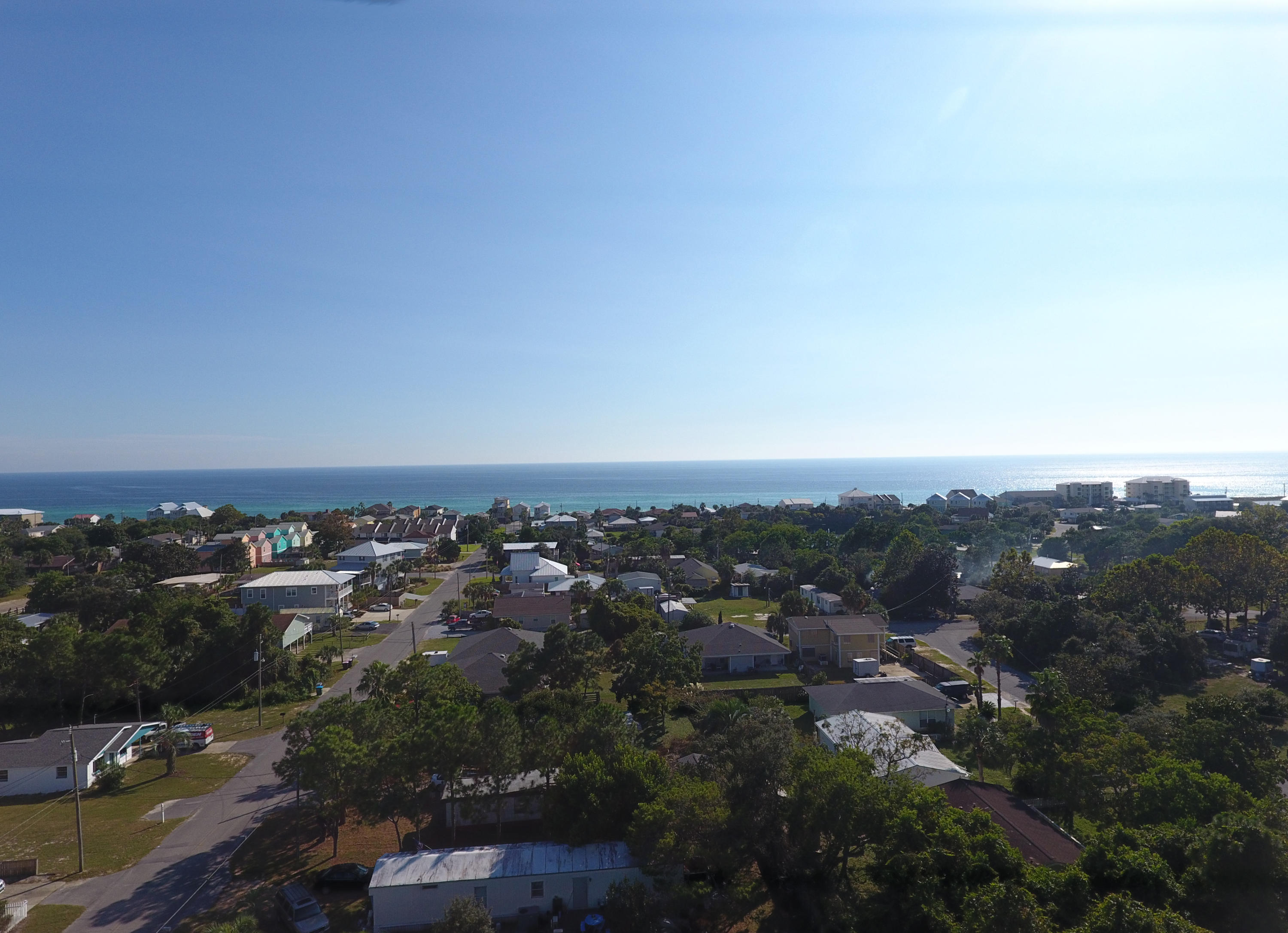 LAGUNA BEACH ESTATES - Residential