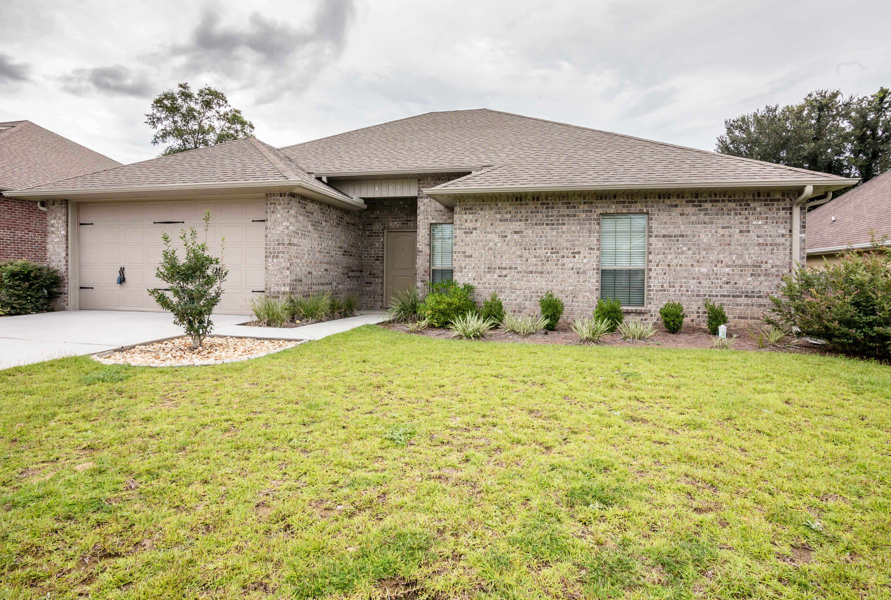 DUGGAN POND ESTATES - Residential