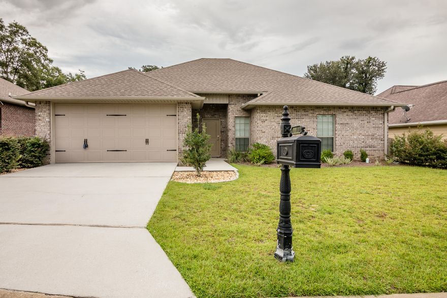 This exquisite 4-bedroom 2-bath home located in South Crestview's Duggan Pond Estates is move in ready! The home features brick construction, vinyl soffits, 2 car garage and fenced in back yard. The spacious eat in kitchen includes granite countertops, stainless steel appliances, a functional island and ceramic tile floor. The master suite is complimented with hardwood flooring, a double vanity with granite, large soaker tub and an oversized walk-in shower. This home is just a short commute to 7SFG, Duke Field, Eglin AFB and the beaches. Buyer to verify all measurements.
