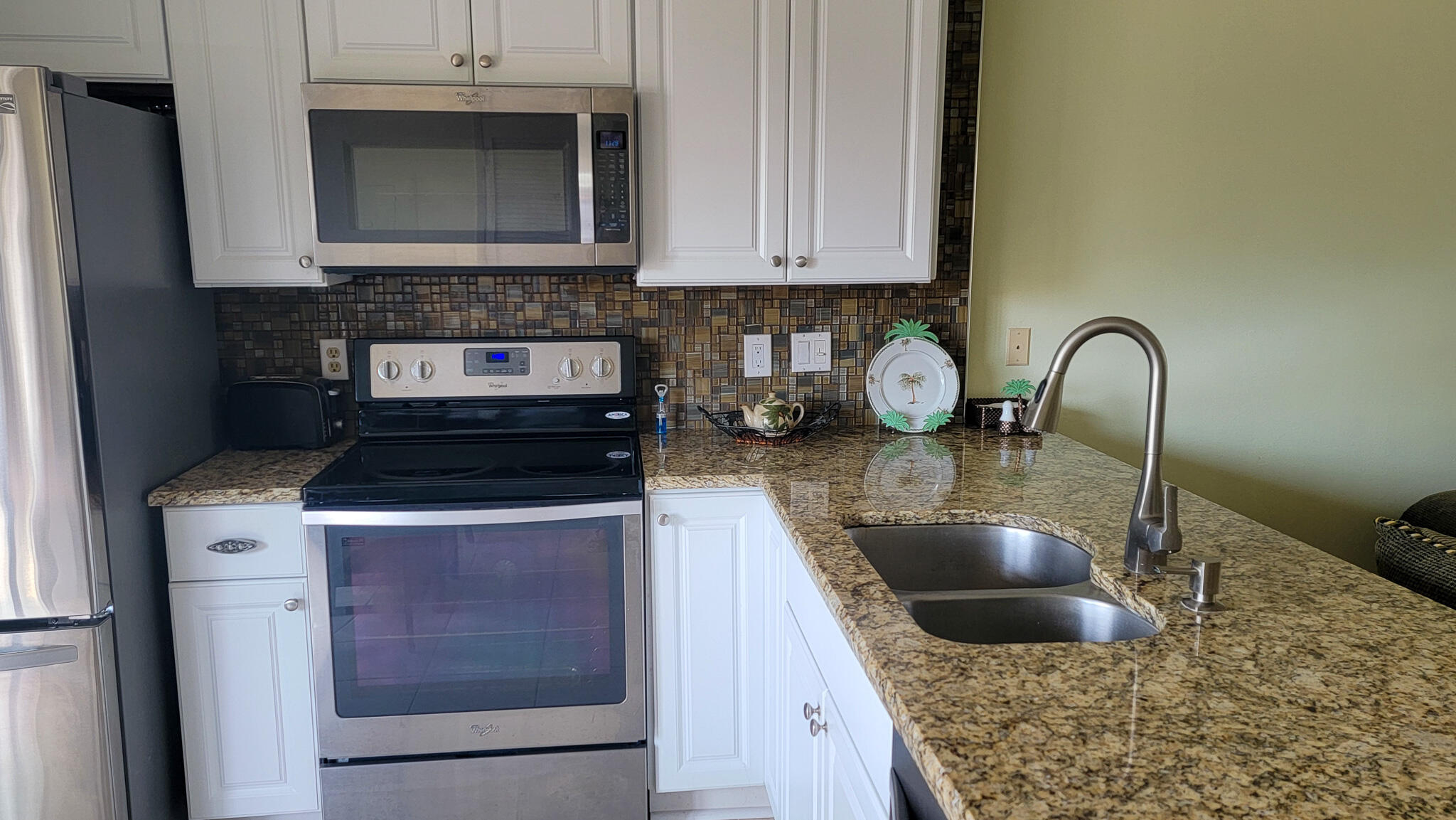 ISLAND GARDENS CONDO - Residential