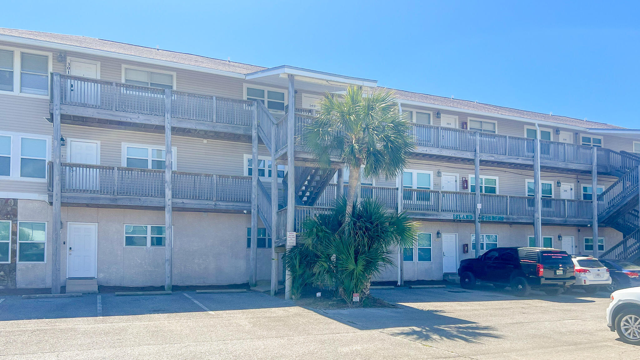 ISLAND GARDENS CONDO - Residential