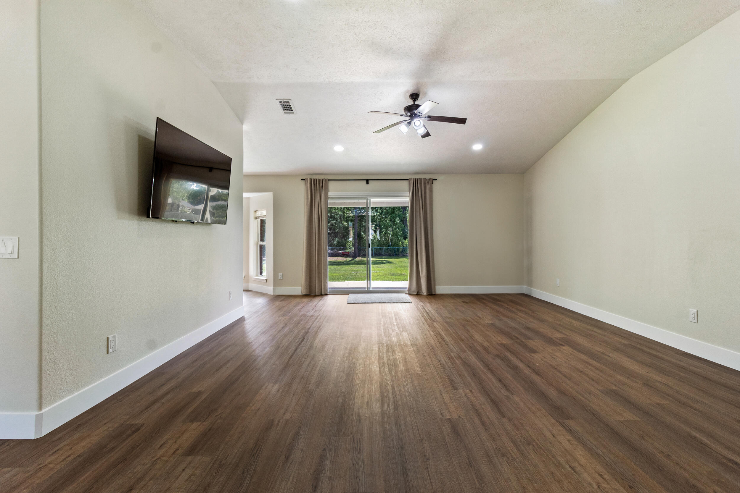 HOLLEY BY THE SEA - Residential