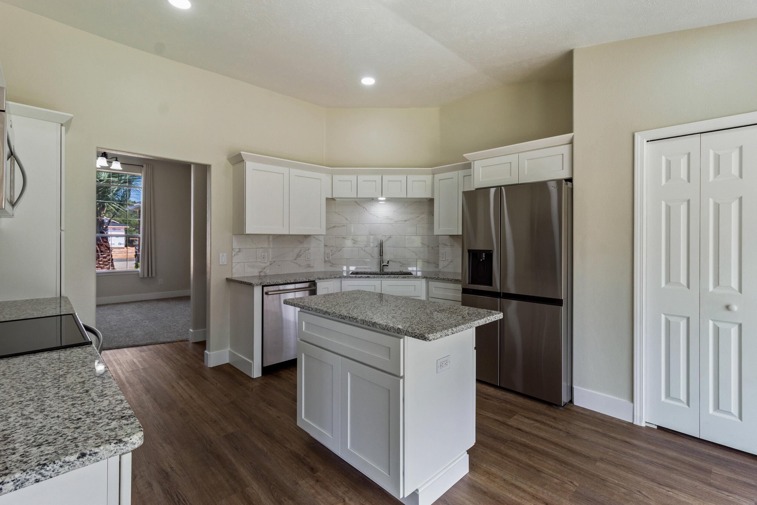 HOLLEY BY THE SEA - Residential