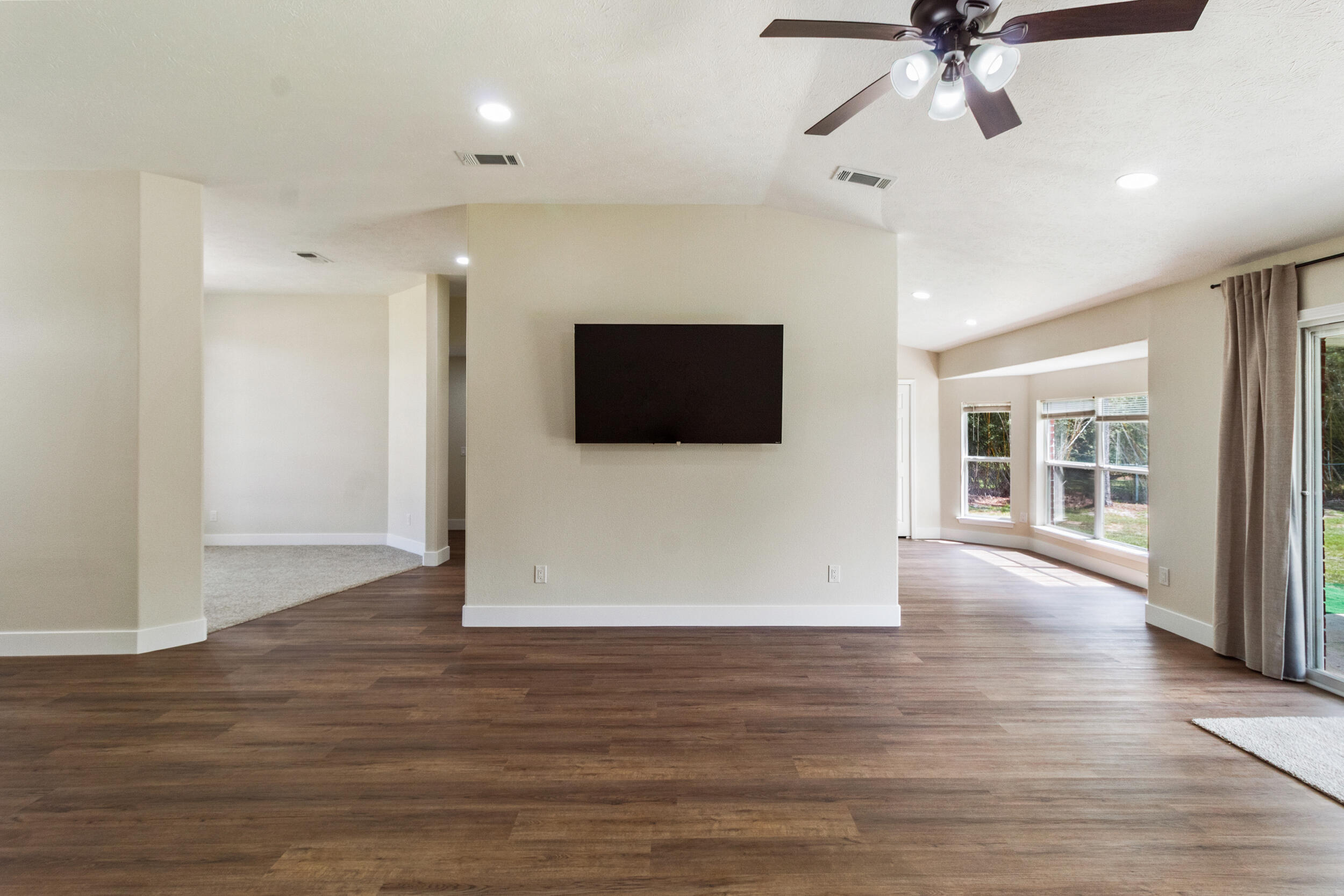 HOLLEY BY THE SEA - Residential