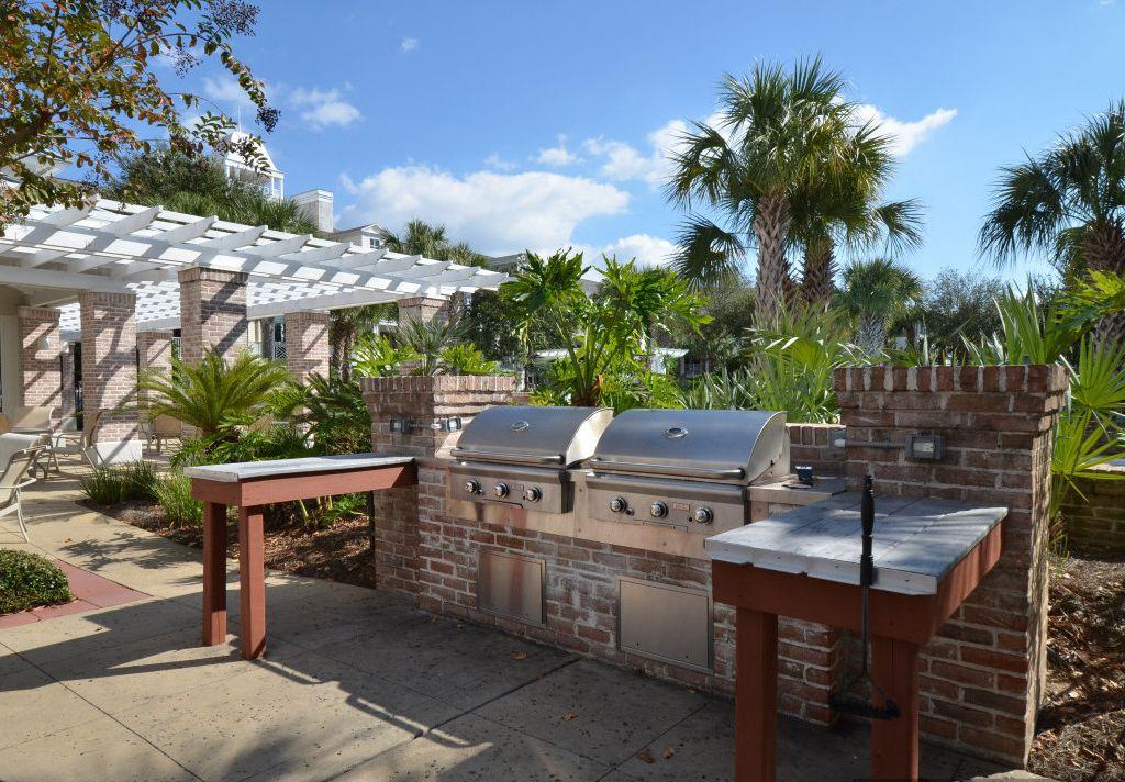 PILOT HOUSE - Residential