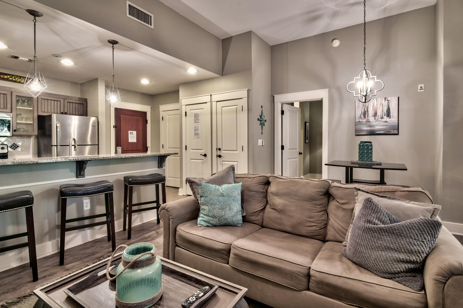 PILOT HOUSE - Residential