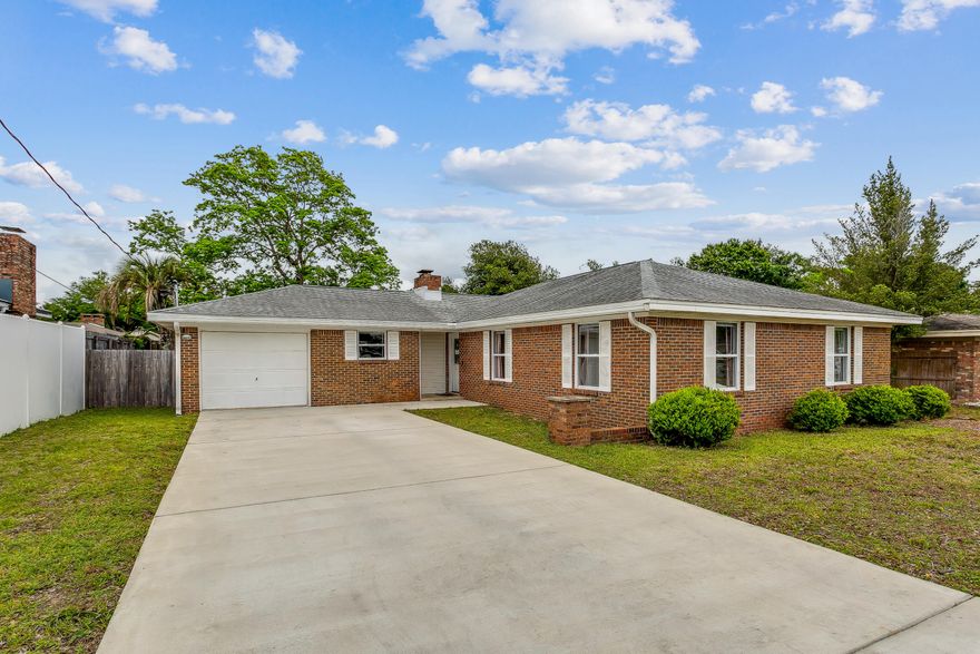 Great location for Hurlburt and Eglin commuters!  Move-in ready 3 bedroom 2 bathroom 1723 sq ft brick home in Casa Loma subdivision in Mary Esther with no HOA! Ceiling fans throughout and tile flooring in all common areas. Carpet in all well sized bedrooms. Formal living room, dining area and additional flex space give this home plenty of space for entertaining and family time. Recently updated double pane windows, stainless appliances and widened driveway. Oversized screened porch overlooks the fenced backyard that has plenty of room for outdoor fun!