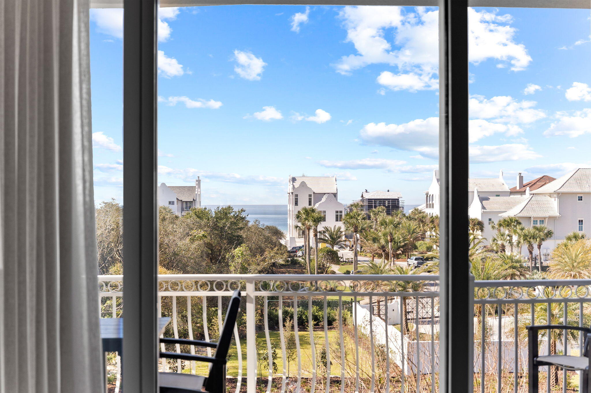 ALEXANDER AT PALM COURT - Residential