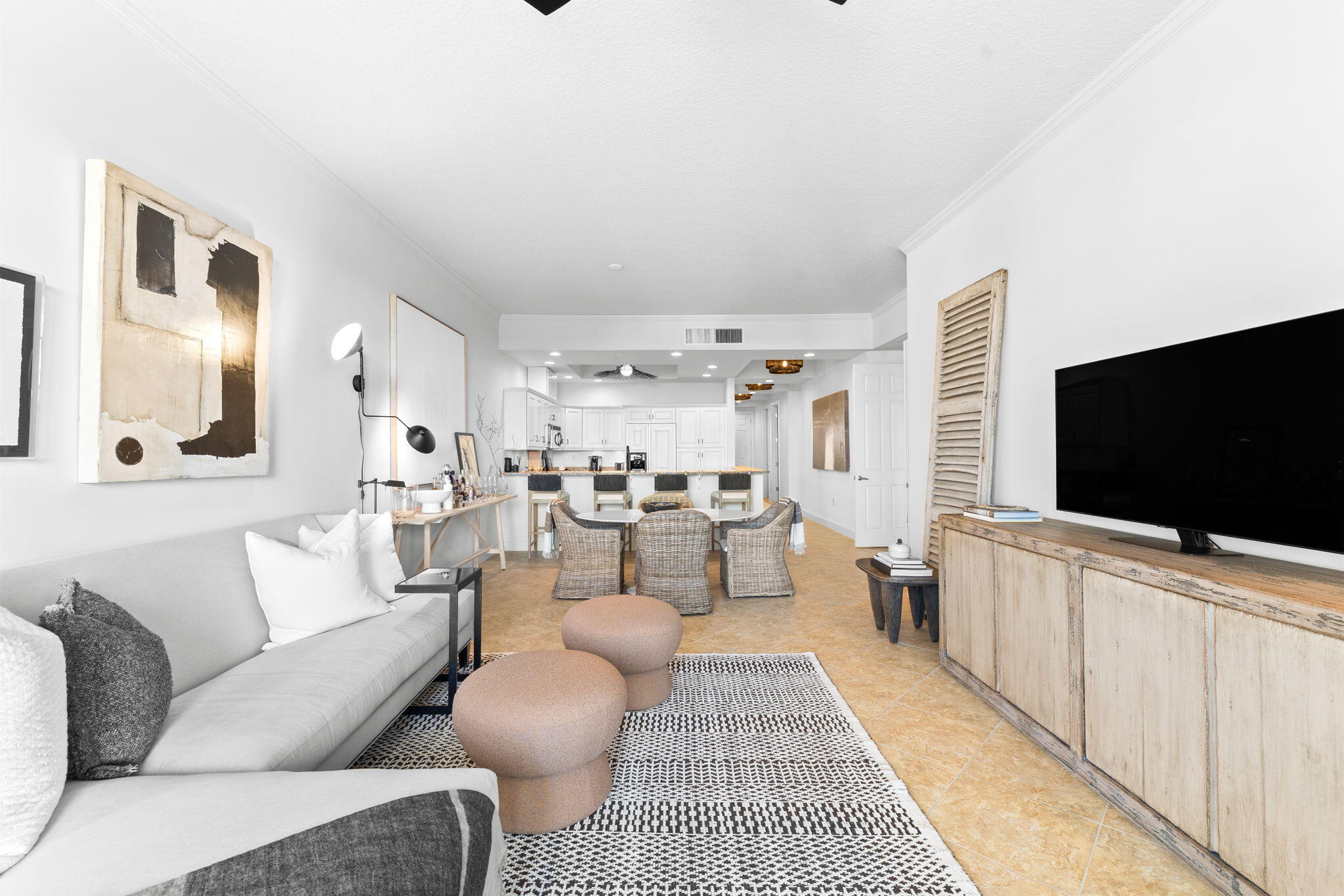 ALEXANDER AT PALM COURT - Residential