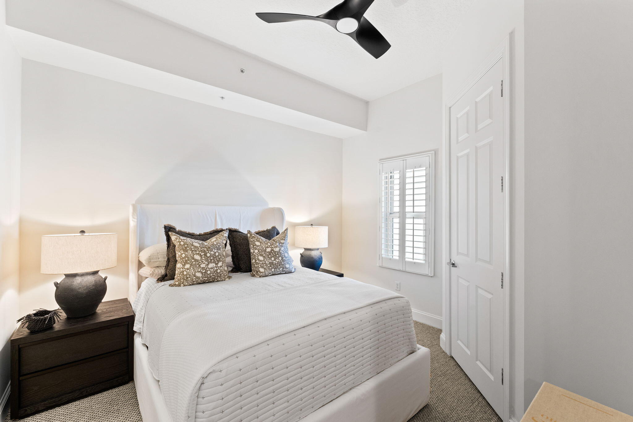 ALEXANDER AT PALM COURT - Residential