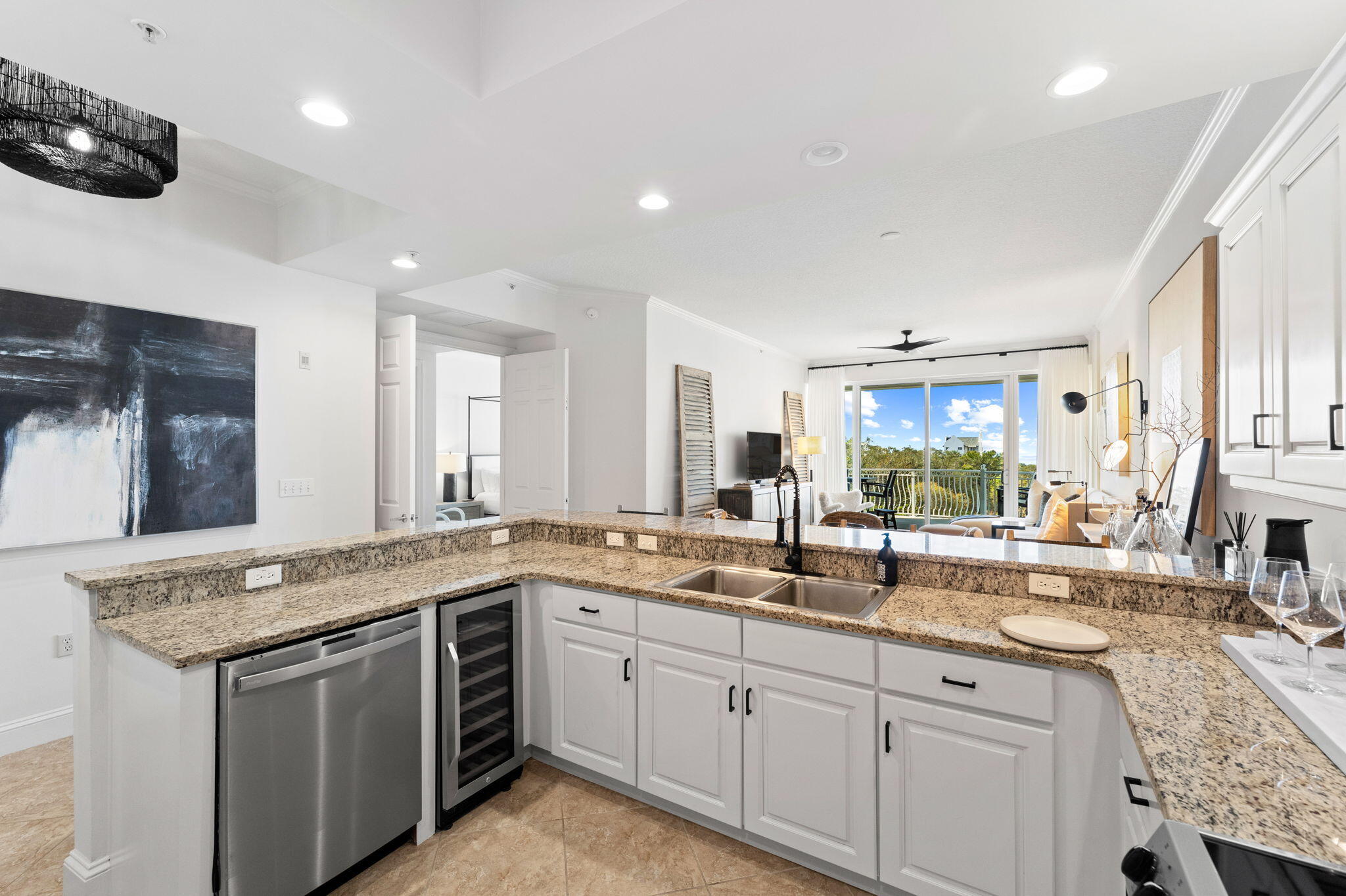 ALEXANDER AT PALM COURT - Residential
