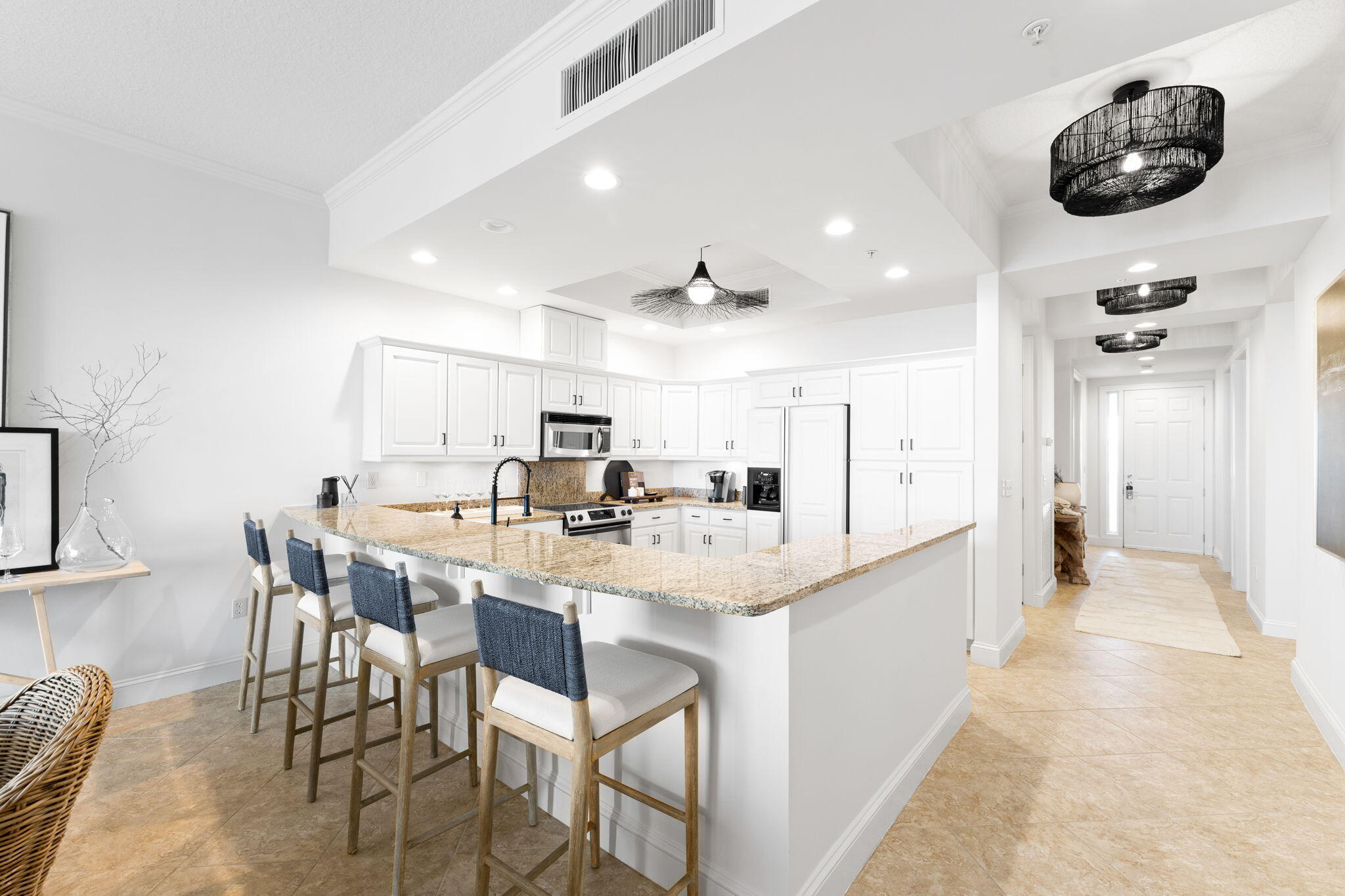 ALEXANDER AT PALM COURT - Residential