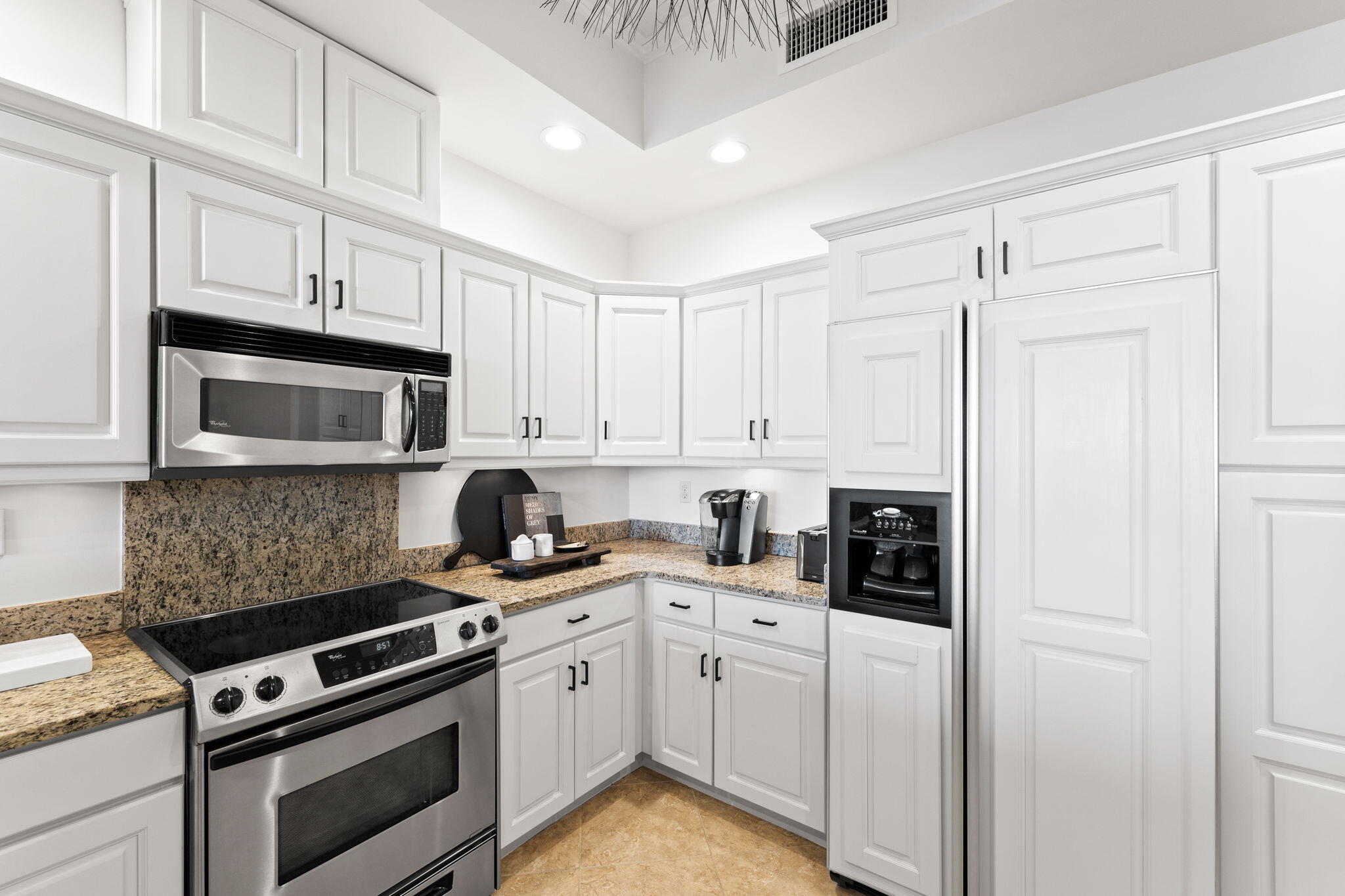 ALEXANDER AT PALM COURT - Residential
