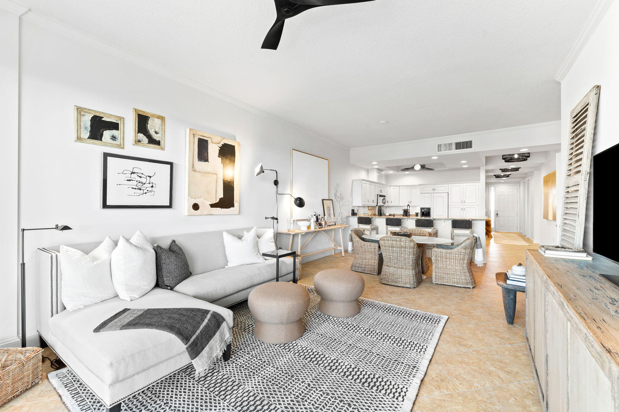 ALEXANDER AT PALM COURT - Residential