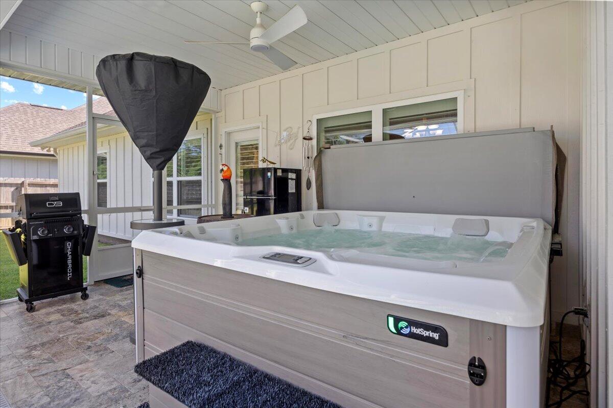 WATERS EDGE - Residential