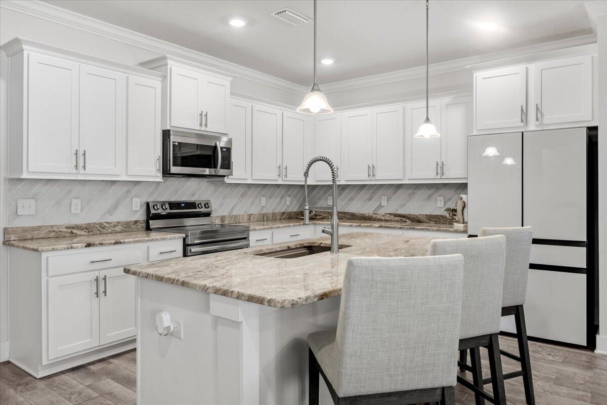 WATERS EDGE - Residential