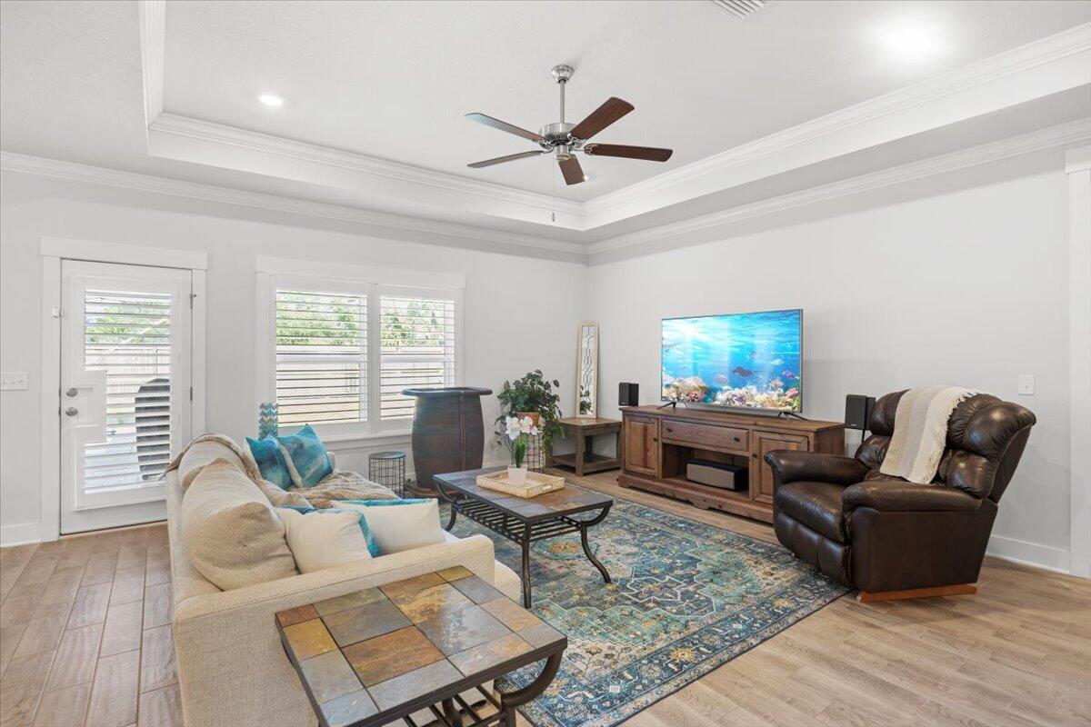 WATERS EDGE - Residential