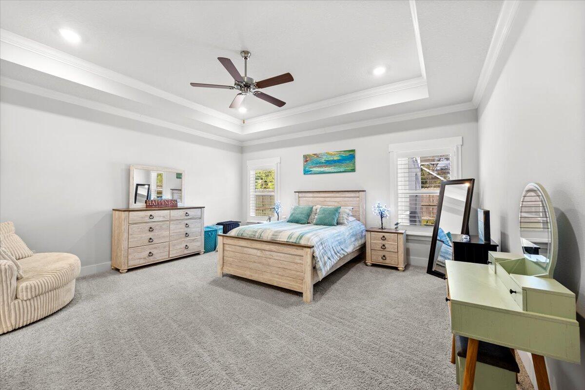 WATERS EDGE - Residential